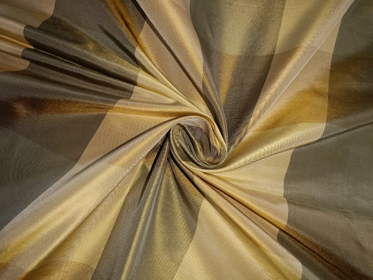 100% PURE SILK TAFFETA FABRIC GREEN GOLD CREAM COLOR PLAIDS 54" wide TAFC12