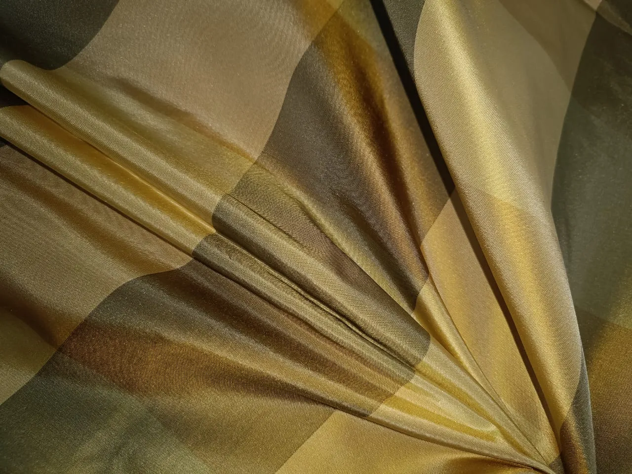 100% PURE SILK TAFFETA FABRIC GREEN GOLD CREAM COLOR PLAIDS 54" wide TAFC12