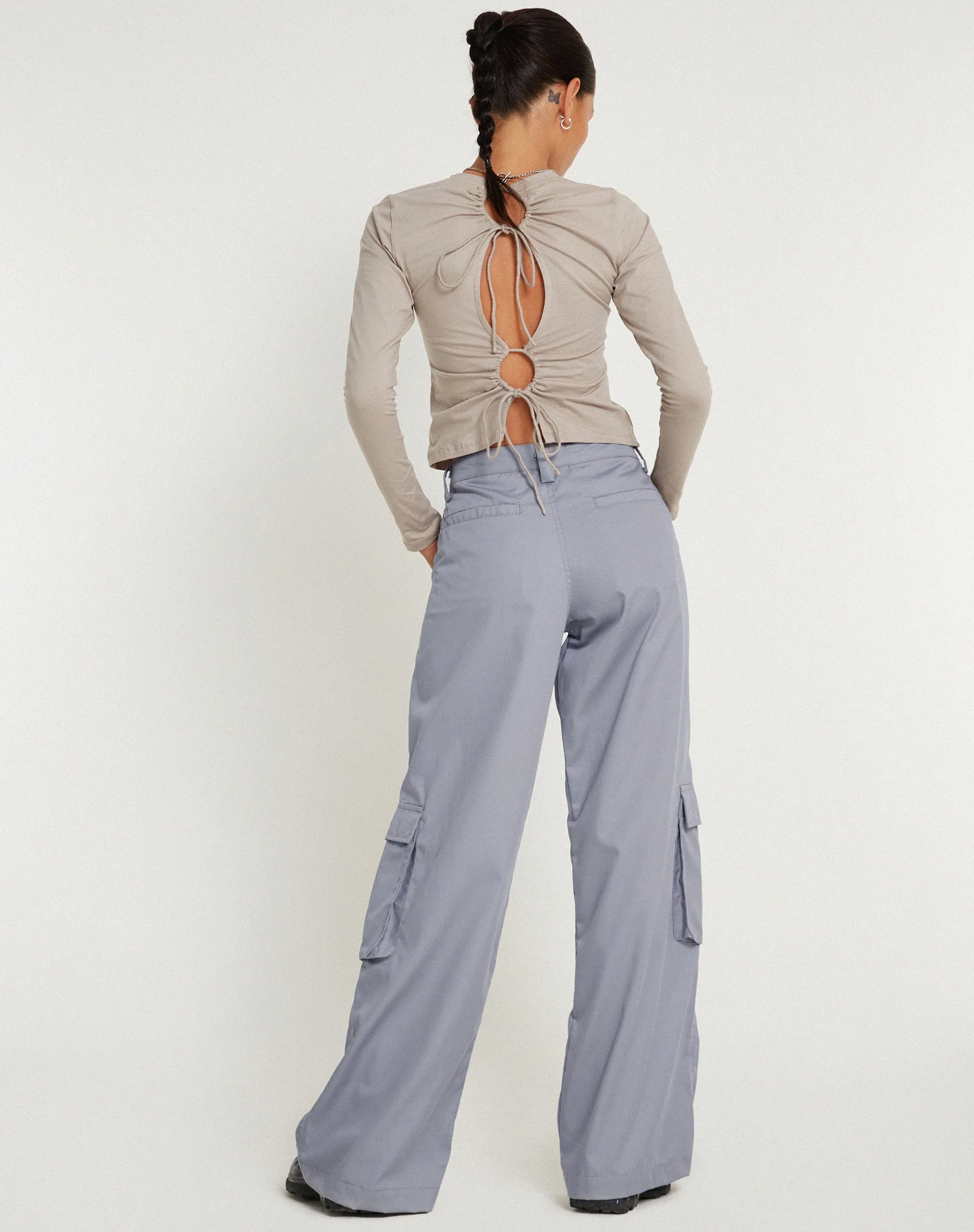 Lovis Low Rise Cargo Trouser in Grey