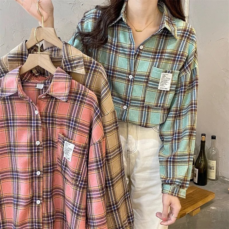 Plaid Women Shirts Autumn Fashion Loose Lantern Sleeve Korean Turn Down Collar Female Button Up Tops Causal Pocket Shirts